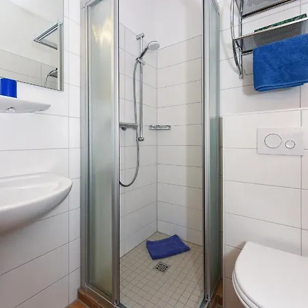 Hotel-pension Stoertebeker * 벤세르시엘