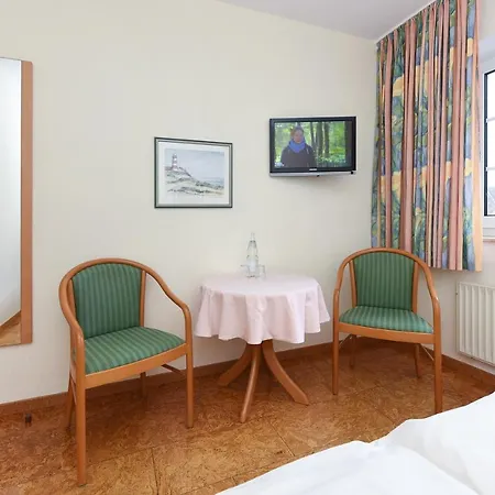 호텔 Hotel-pension Stoertebeker *