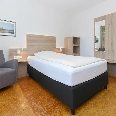 Hotel-pension Stoertebeker 호텔